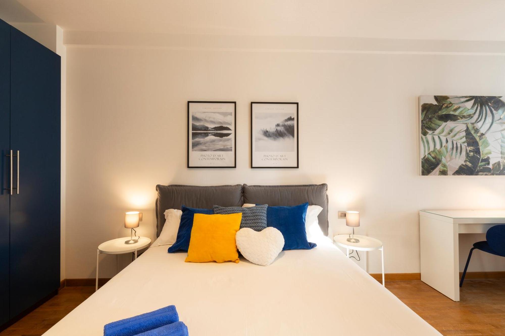 Hangar - Bicocca Area Apartment